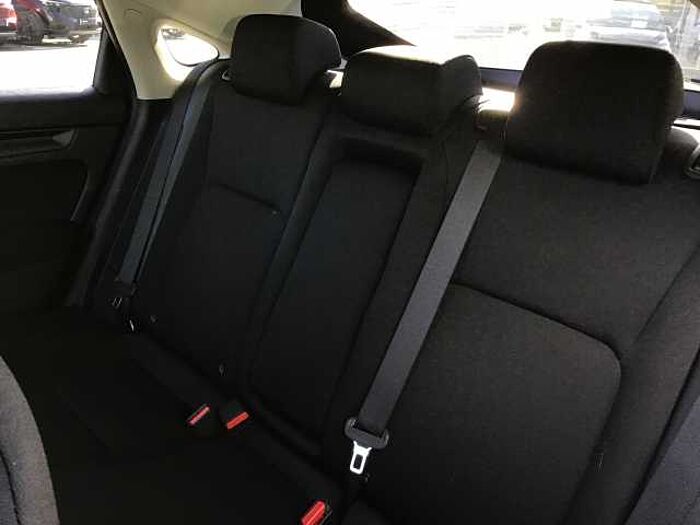 Honda Civic Hybrid 2.0 i-MMD (184ps) Elegance Hybrid eCVT 