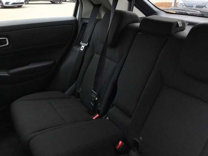 Honda HR-V Hybrid 1.5 i-MMD (131ps) Elegance eCVT 5-Door 