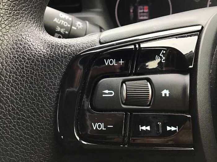 Honda HR-V Hybrid 1.5 i-MMD (131ps) Elegance eCVT 5-Door 