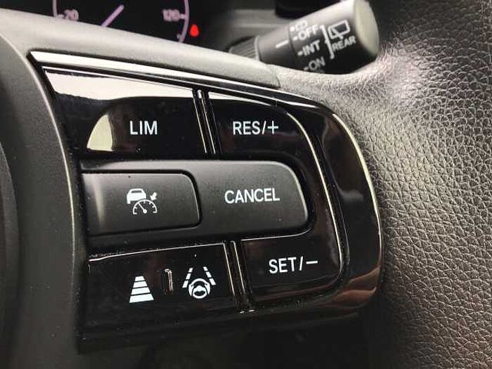 Honda HR-V Hybrid 1.5 i-MMD (131ps) Elegance eCVT 5-Door 