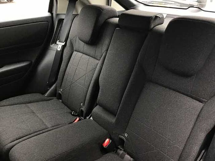 Honda HR-V Hybrid 1.5 i-MMD (131ps) Elegance eCVT 5-Door 