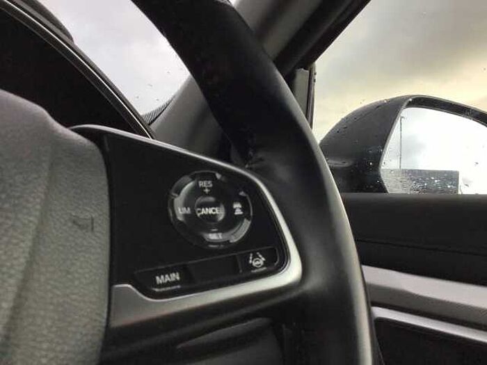 Honda CR-V Hybrid 2.0 i-MMD Hybrid SE 2WD 5dr eCVT 